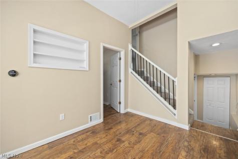117 Bennett Street Wellington OH 44090