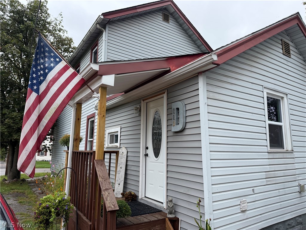 115 S. Market Street Girard OH 44420