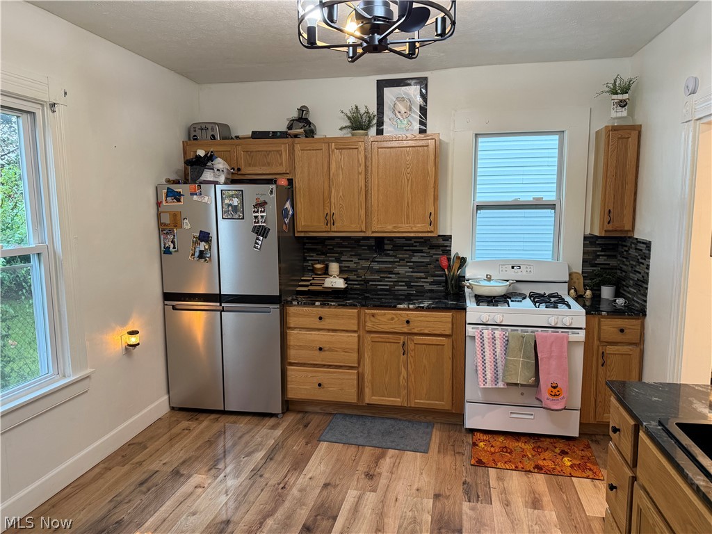 115 S. Market Street Girard OH 44420