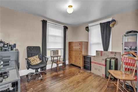 174 Harold Street Akron OH 44310