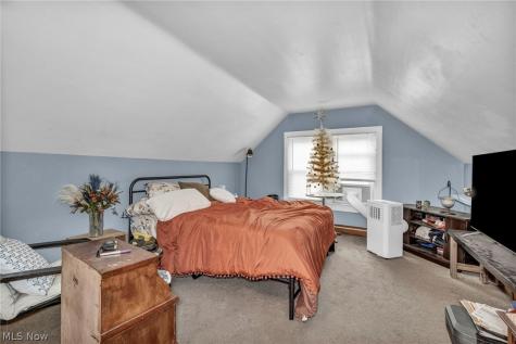 174 Harold Street Akron OH 44310