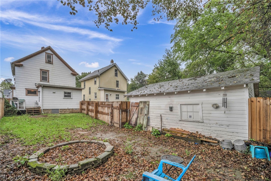 174 Harold Street Akron OH 44310