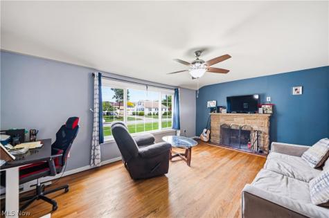 1528 Maryland Avenue Lorain OH 44052