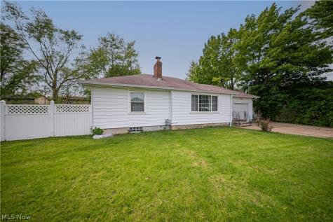 1528 Maryland Avenue Lorain OH 44052