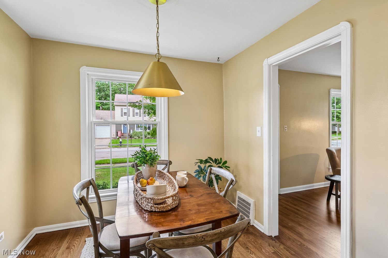 455 Elmwood Road Bay Village OH 44140
