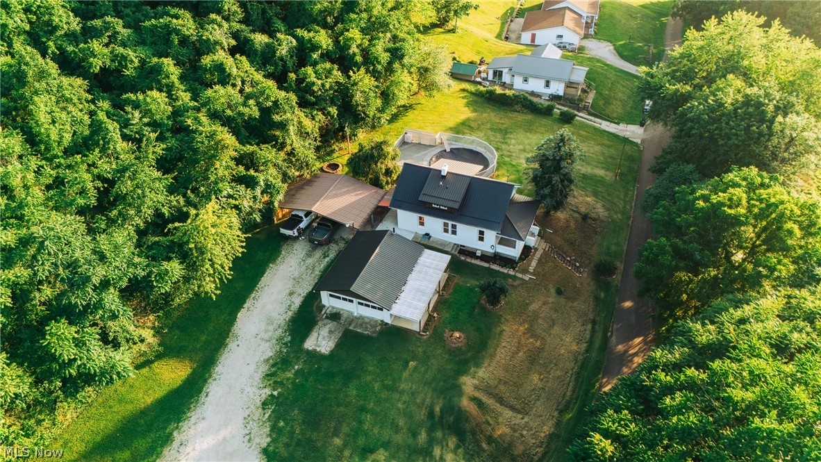 1965 Hall Drive Coshocton OH 43812