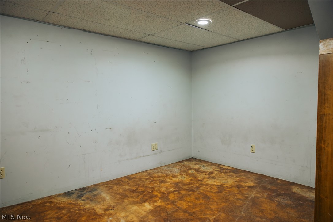 1965 Hall Drive Coshocton OH 43812