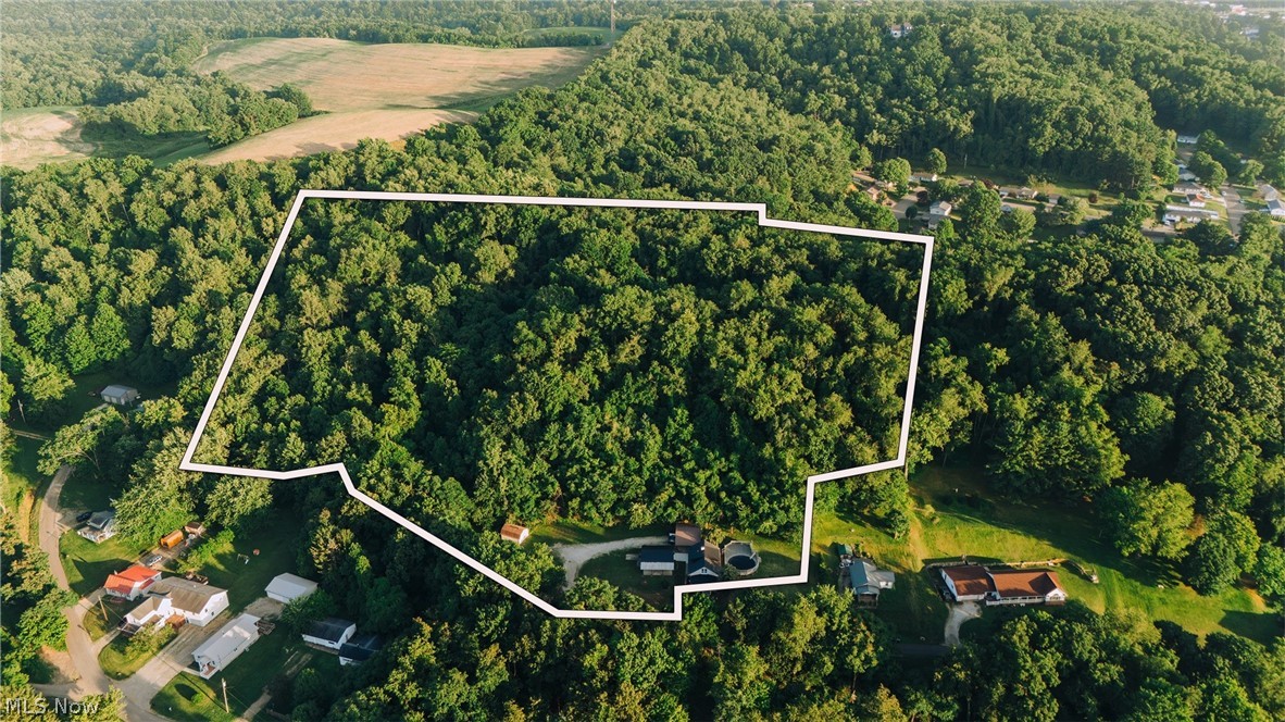 1965 Hall Drive Coshocton OH 43812
