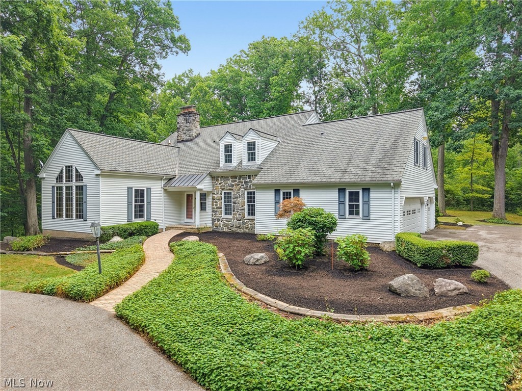 20 Stonecreek Drive Chagrin Falls OH 44022