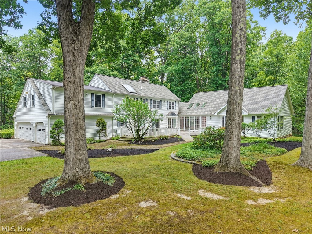 20 Stonecreek Drive Chagrin Falls OH 44022