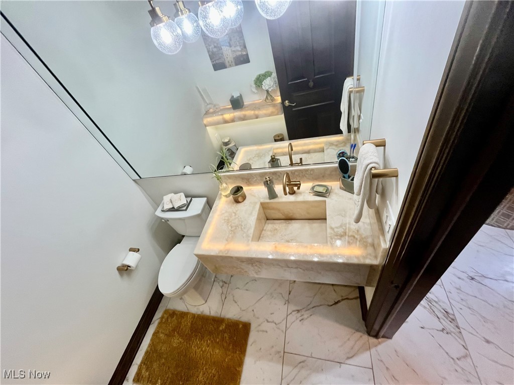 23547 Quail Hollow Westlake OH 44145