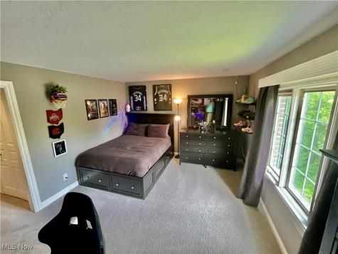23547 Quail Hollow Westlake OH 44145