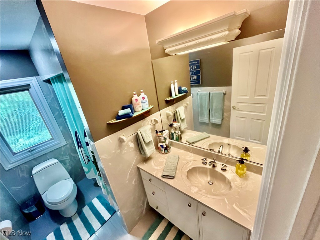 23547 Quail Hollow Westlake OH 44145