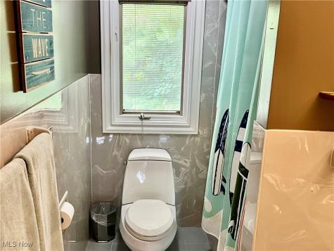 23547 Quail Hollow Westlake OH 44145