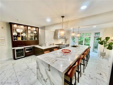 23547 Quail Hollow Westlake OH 44145
