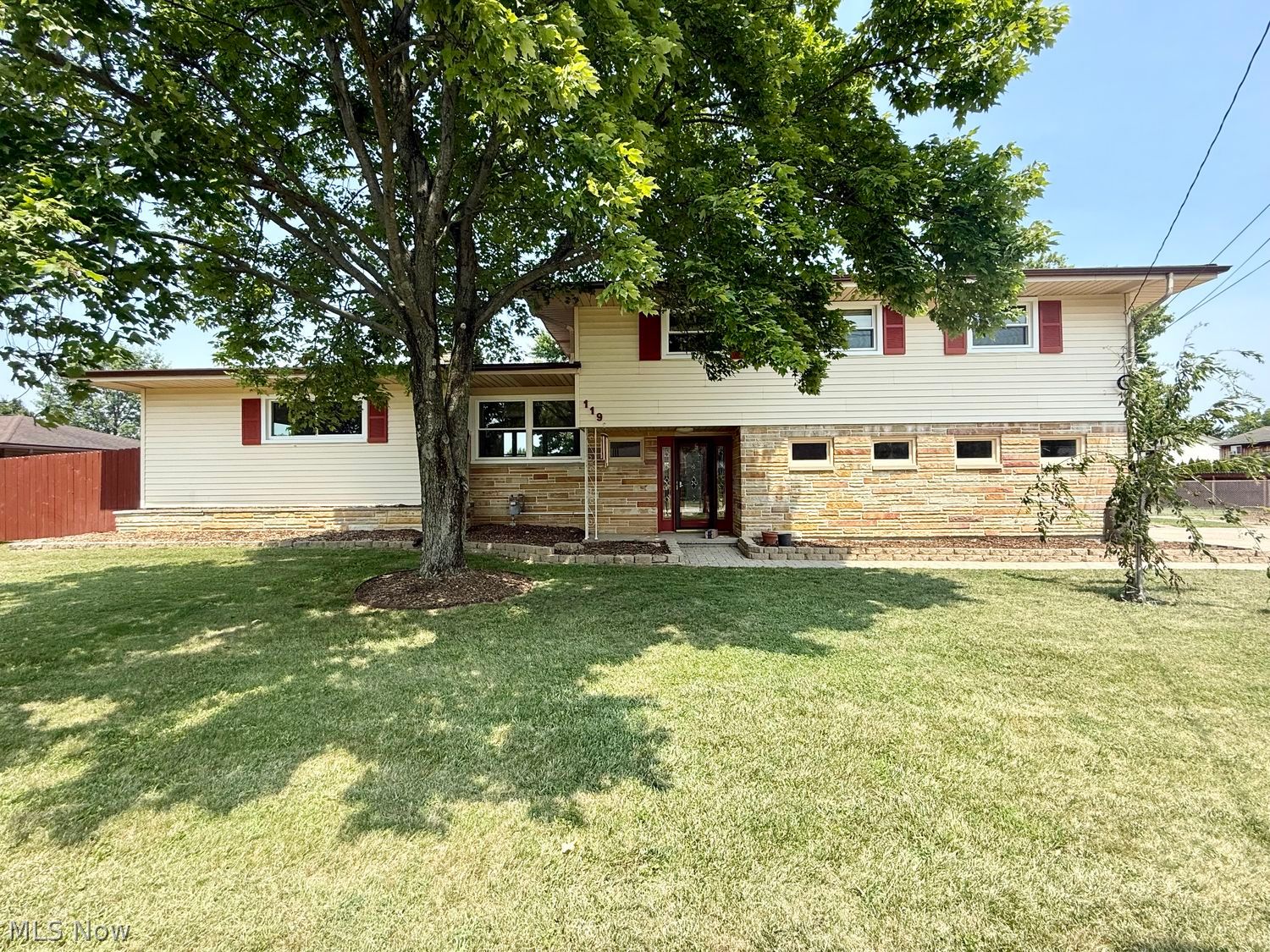 119 Harmon Court Lagrange OH 44050