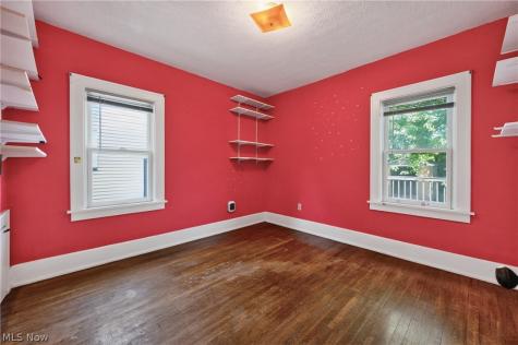 2223 Carabel Avenue Lakewood OH 44107