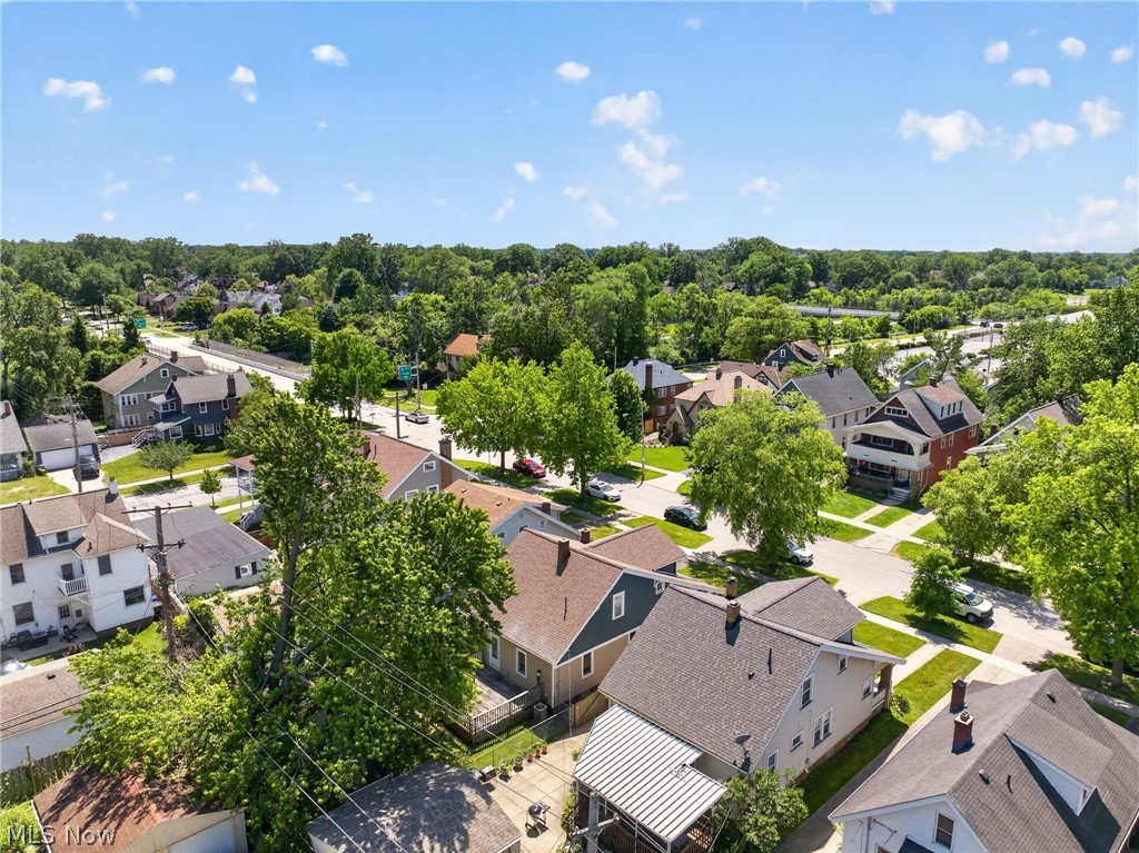 2223 Carabel Avenue Lakewood OH 44107
