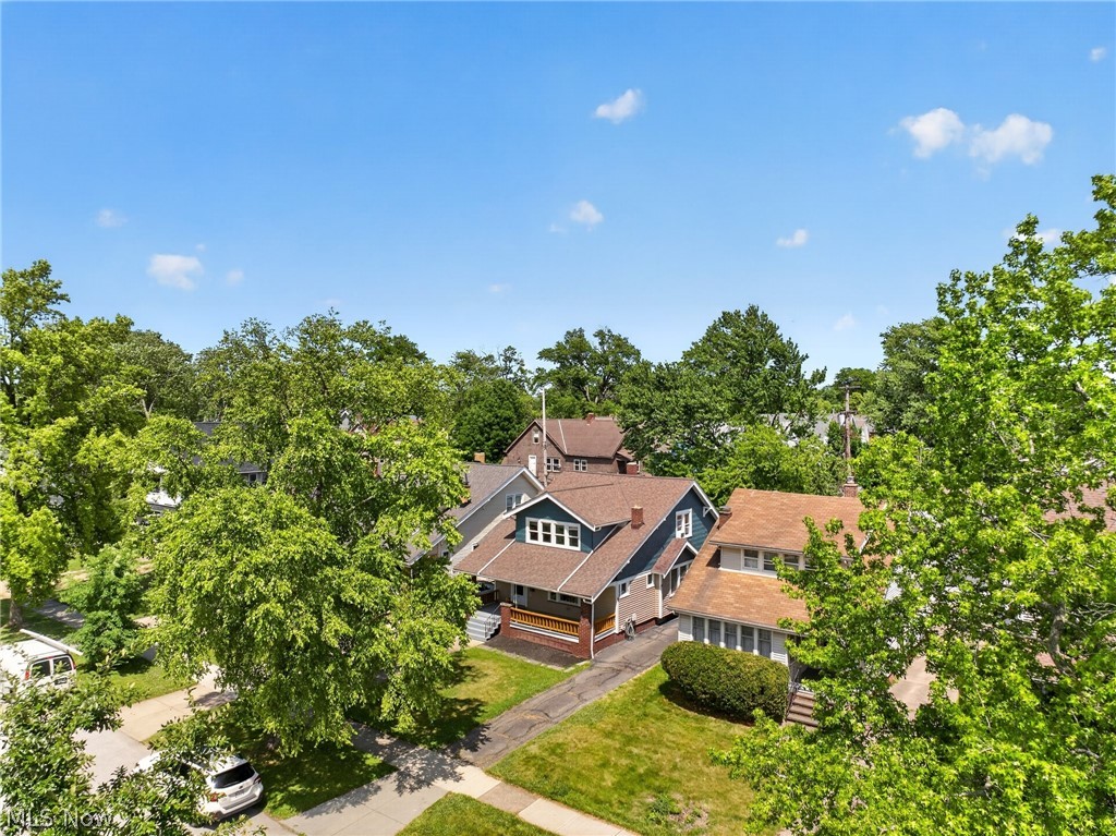 2223 Carabel Avenue Lakewood OH 44107
