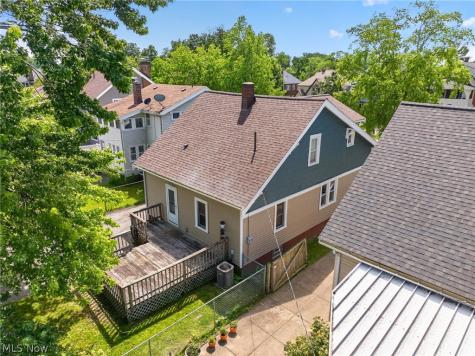2223 Carabel Avenue Lakewood OH 44107