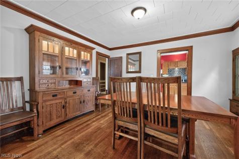 2223 Carabel Avenue Lakewood OH 44107