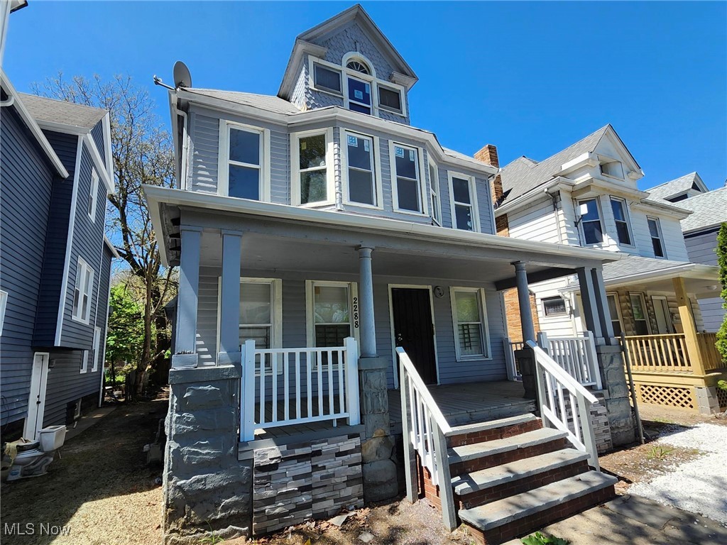 2288 E 95th Street Cleveland OH 44106