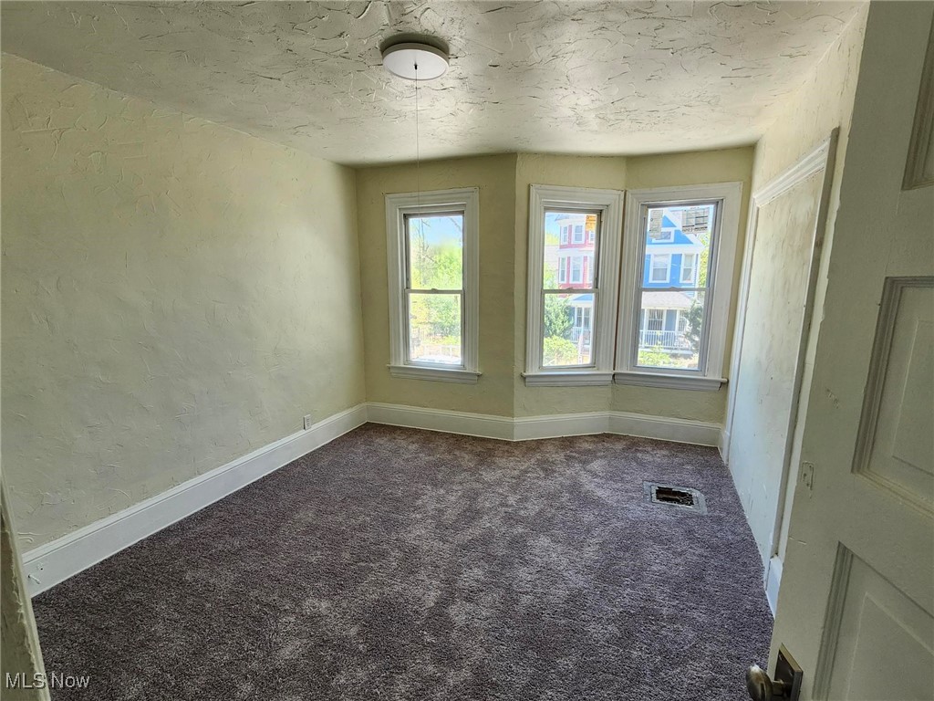 2288 E 95th Street Cleveland OH 44106