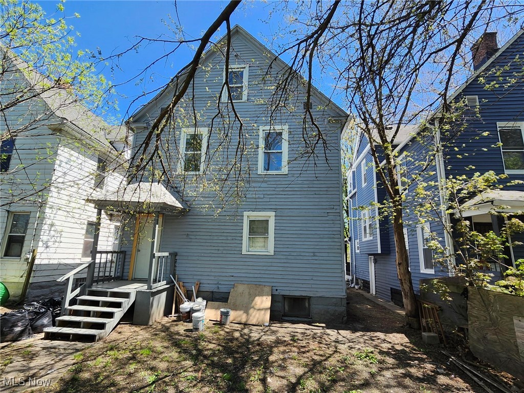 2288 E 95th Street Cleveland OH 44106