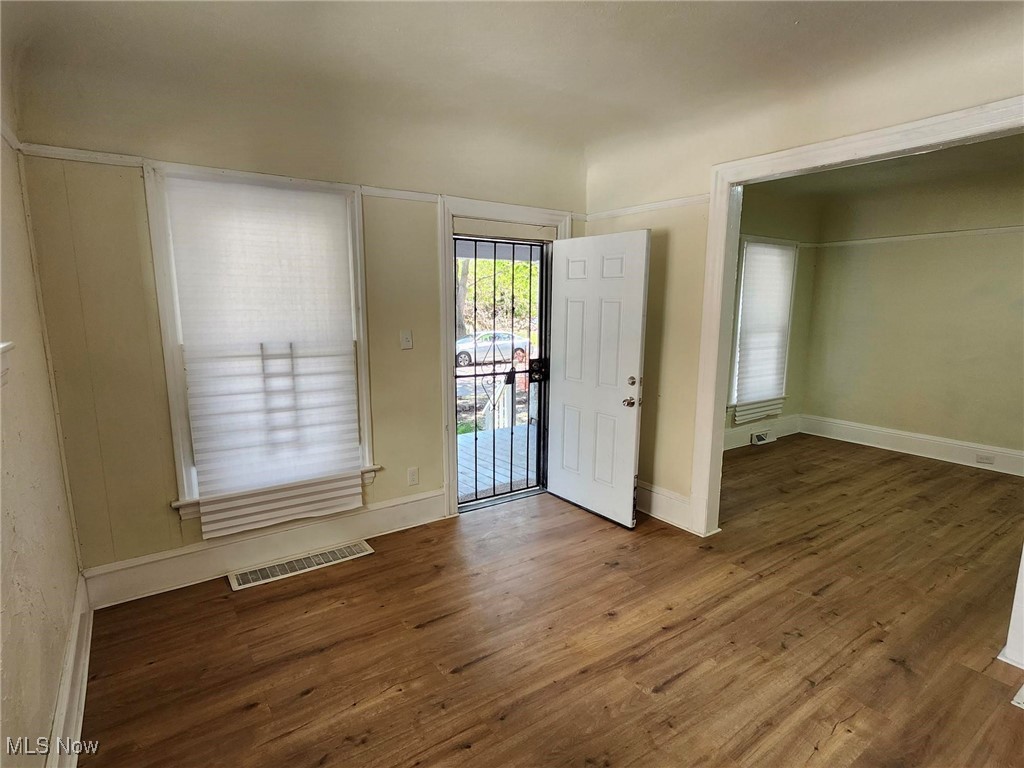 2288 E 95th Street Cleveland OH 44106