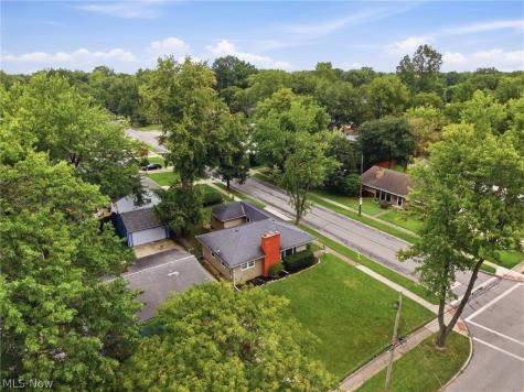 320 West Street Berea OH 44017