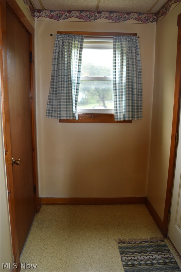 64 Township Road 1098 Dillonvale OH 43917
