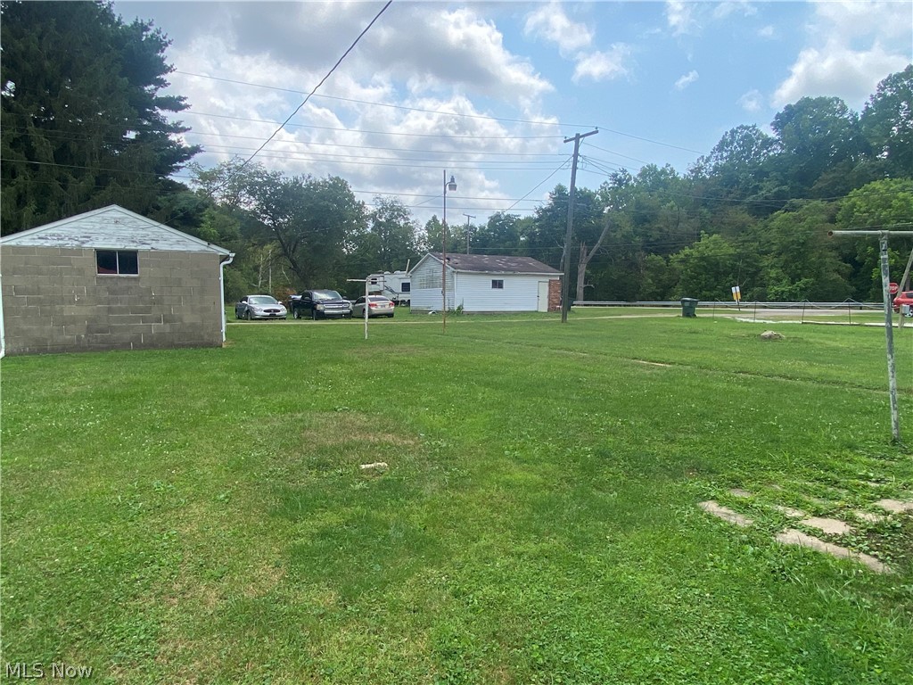 64 Township Road 1098 Dillonvale OH 43917