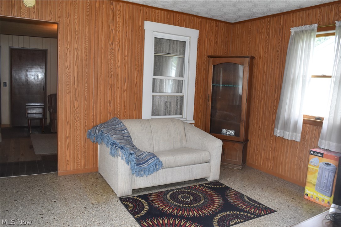 64 Township Road 1098 Dillonvale OH 43917