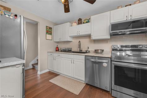 15646 Bittersweet Court Strongsville OH 44136