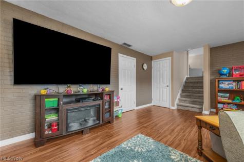 15646 Bittersweet Court Strongsville OH 44136