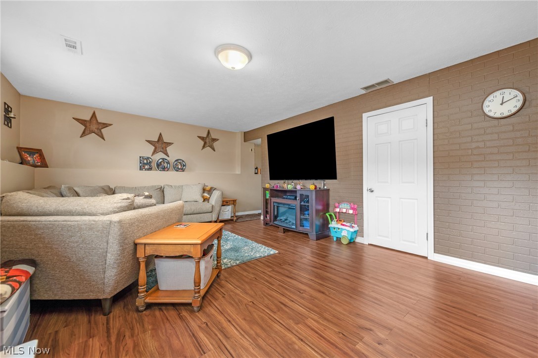 15646 Bittersweet Court Strongsville OH 44136