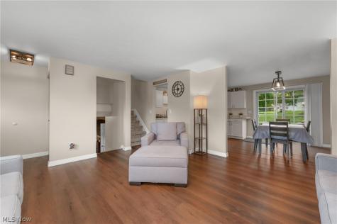15646 Bittersweet Court Strongsville OH 44136