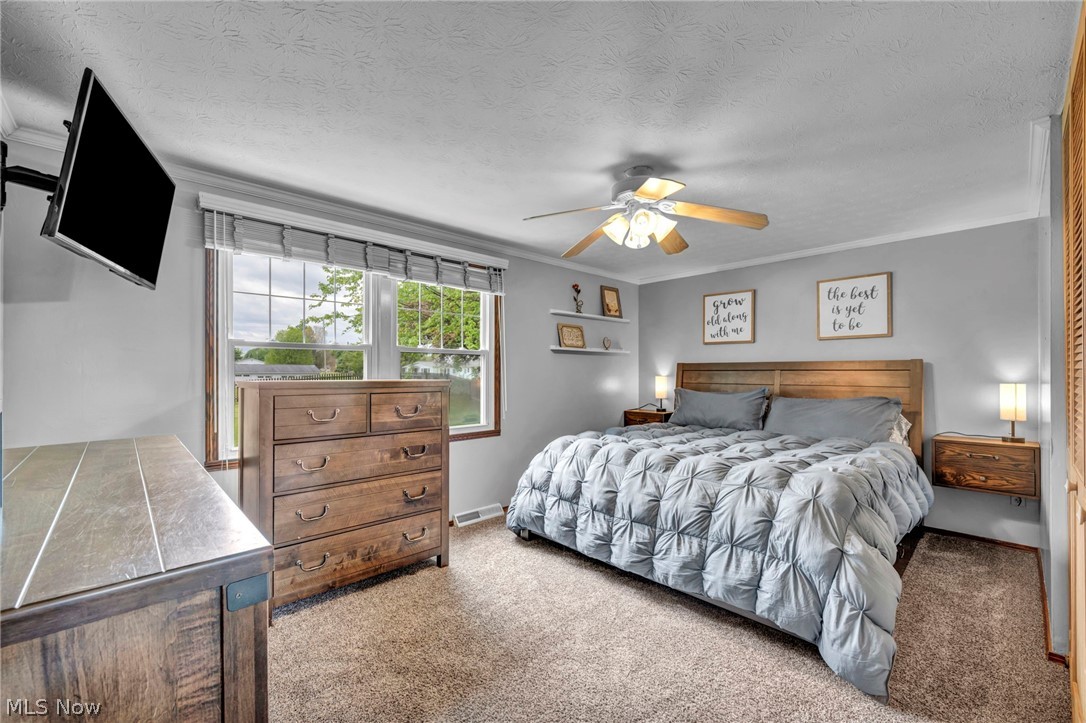 1044 Tumbleweed Street NE Uniontown OH 44685