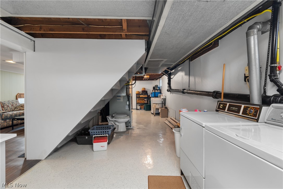4085 Melton Avenue New Franklin OH 44319