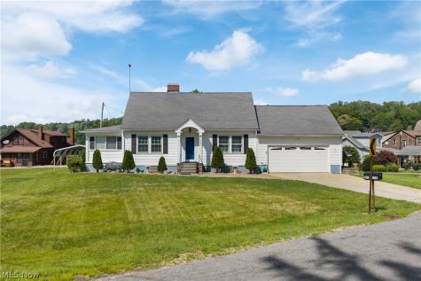 4085 Melton Avenue New Franklin OH 44319