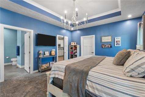 1157 Fountain View Street NE Canton OH 44721