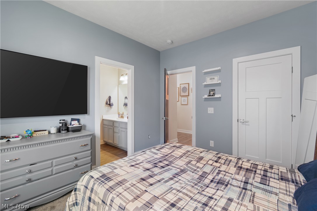 1157 Fountain View Street NE Canton OH 44721