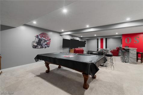 1157 Fountain View Street NE Canton OH 44721