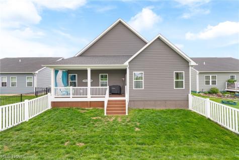 1157 Fountain View Street NE Canton OH 44721
