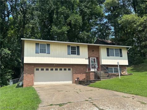105 Randolph Road Marietta OH 45750