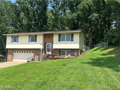 105 Randolph Road Marietta OH 45750
