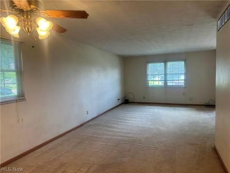 105 Randolph Road Marietta OH 45750