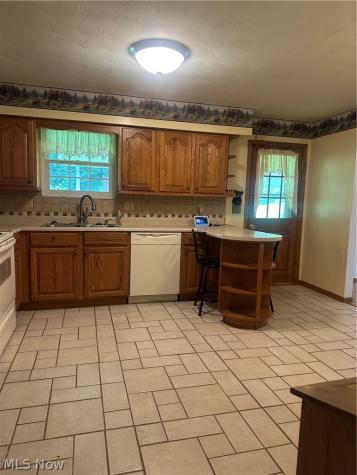 105 Randolph Road Marietta OH 45750