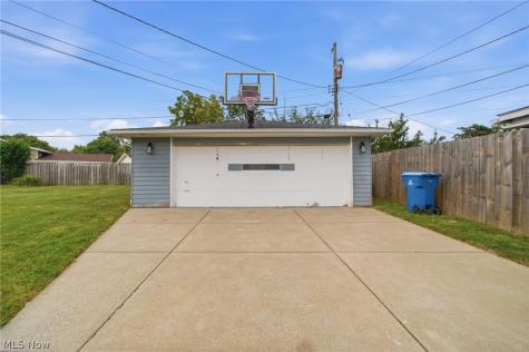 6504 Kingsdale Boulevard Parma Heights OH 44130