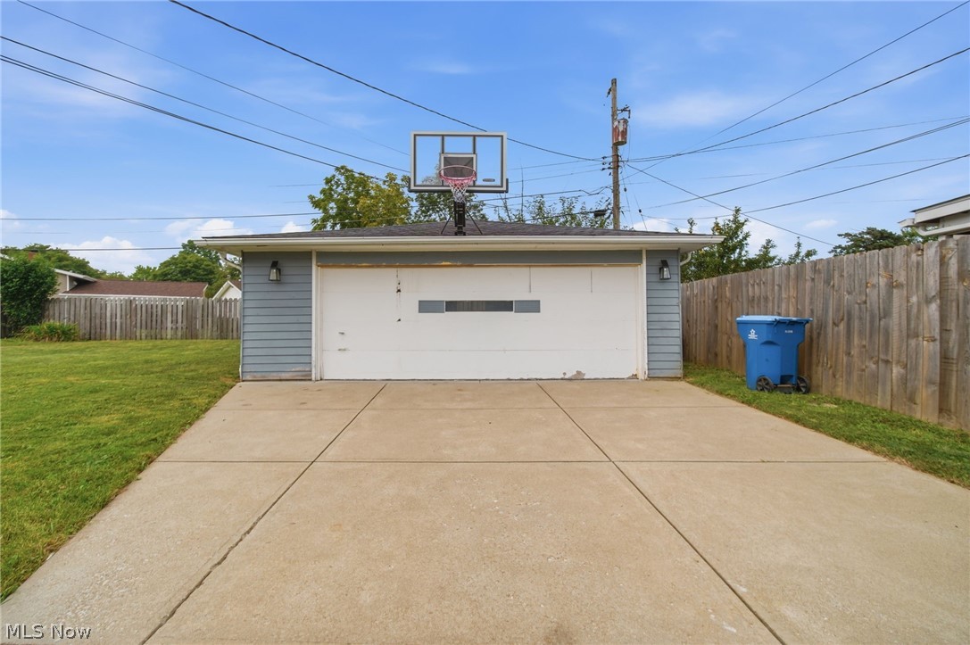 6504 Kingsdale Boulevard Parma Heights OH 44130